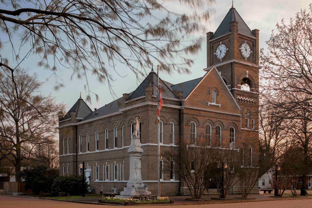 Sumner Courthouse