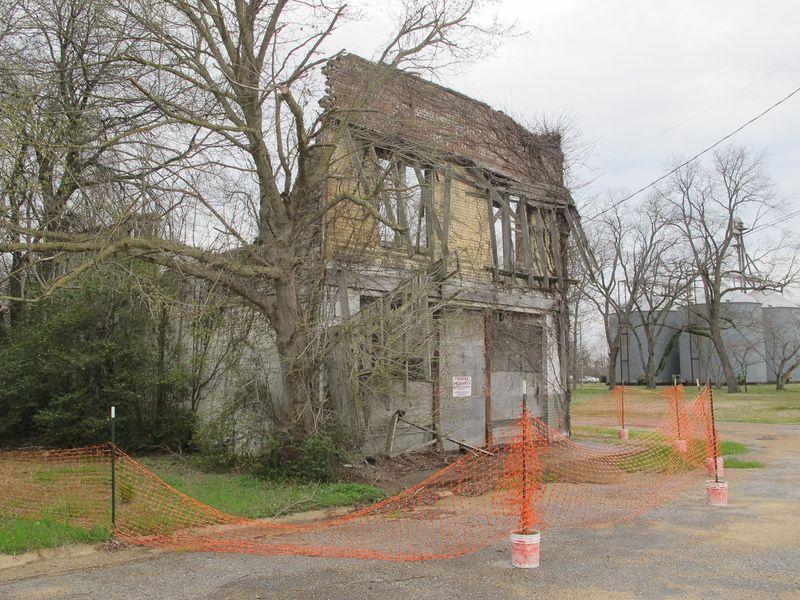 Bryant‘s Grocery and Meat Market. The orange fencing is designed to protect visitors from falling bricks. The origin of the civil rights movement is in ruin!